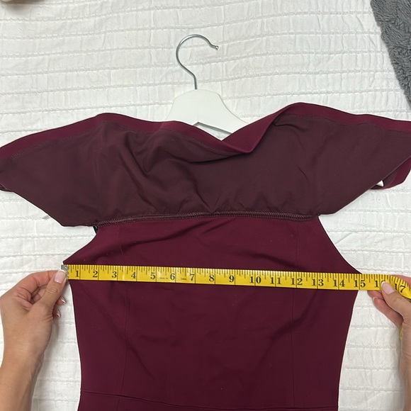 Babaton Ruslan Dress in burgundy - Picture 6 of 8